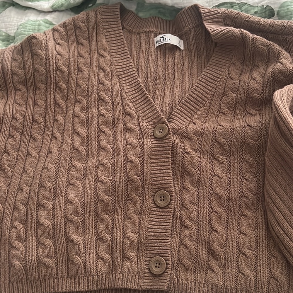 Hollister brown cropped sweater